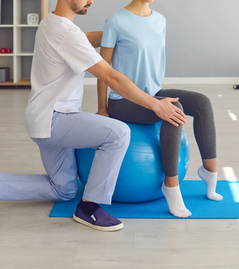 3_1 Patient undergoing physical therapy at Arlington Physical Therapy, highlighting personalized rehabilitation care.